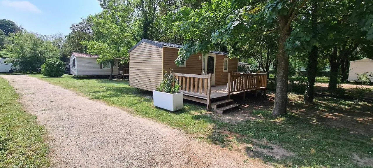 Camping Rochecondrie Viviers Campingplads